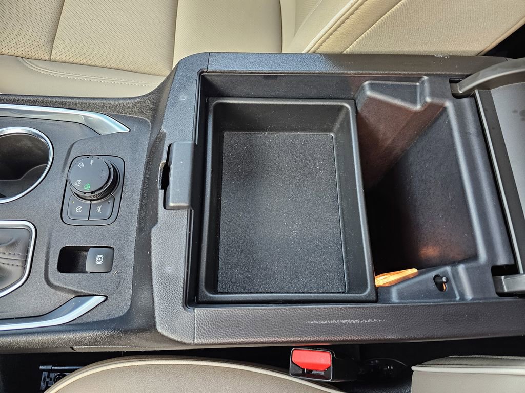 Certified 2023 Chevrolet Traverse Premier AWD/4WD image 33