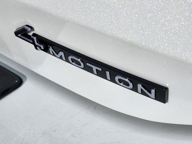 New 2026 Volkswagen Tiguan SE R-Line AWD/4WD image 10