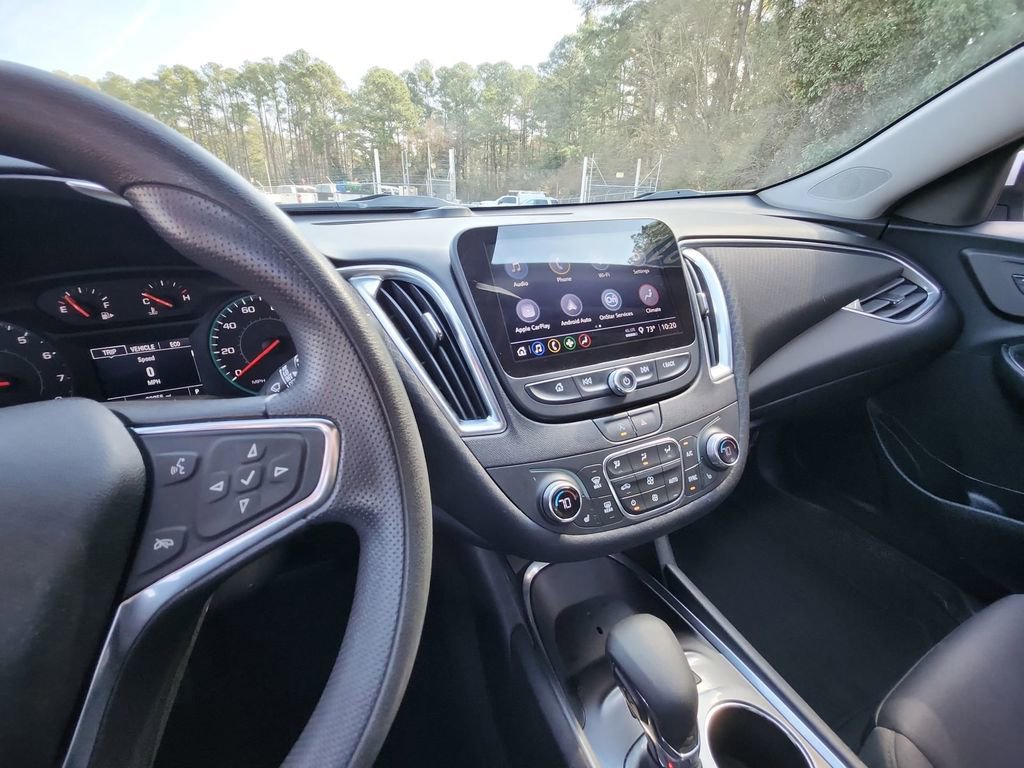 Certified 2021 Chevrolet Malibu LT image 17
