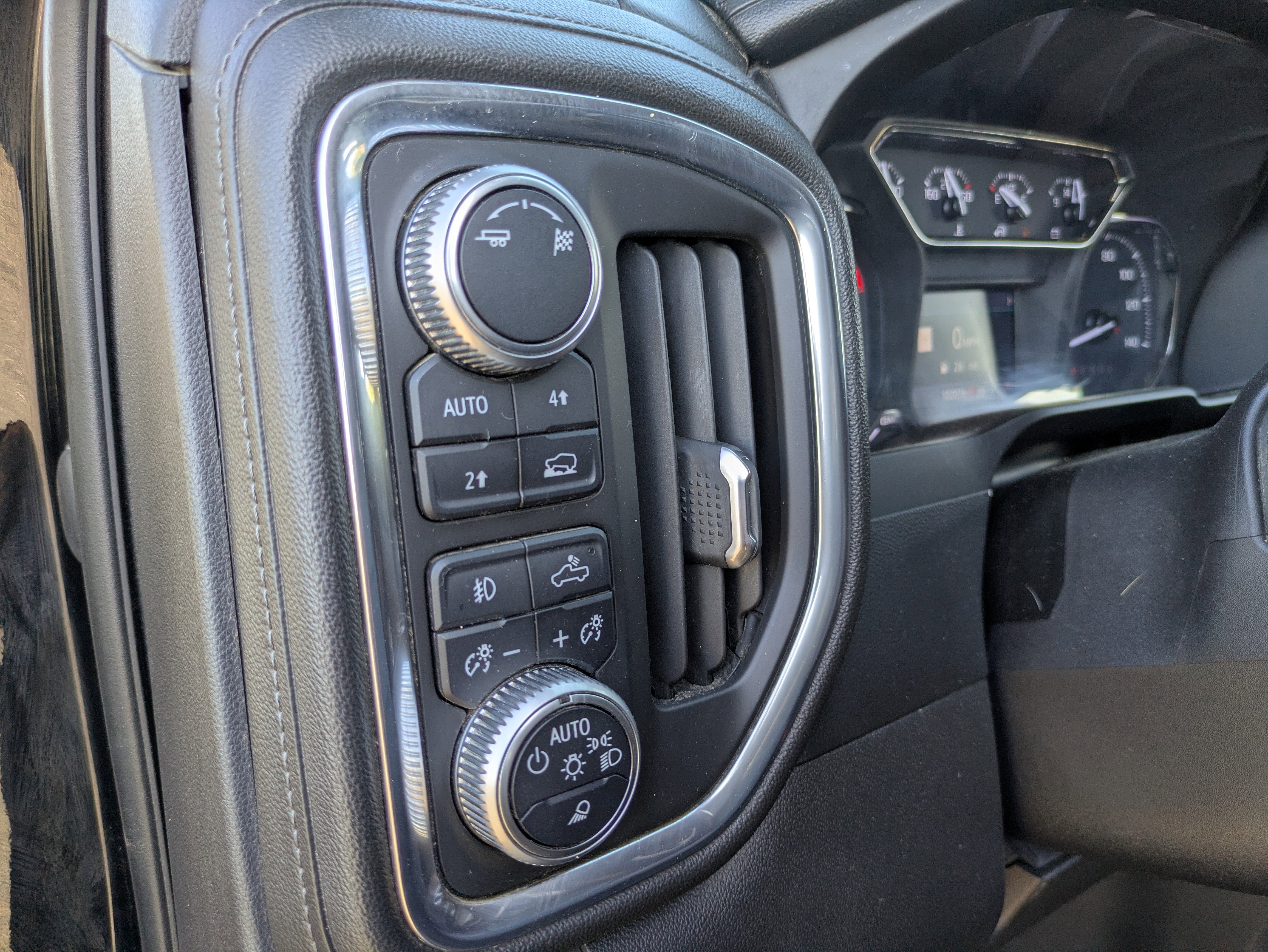 Used 2019 GMC Sierra 1500 SLT w/ SLT Premium Package image 19