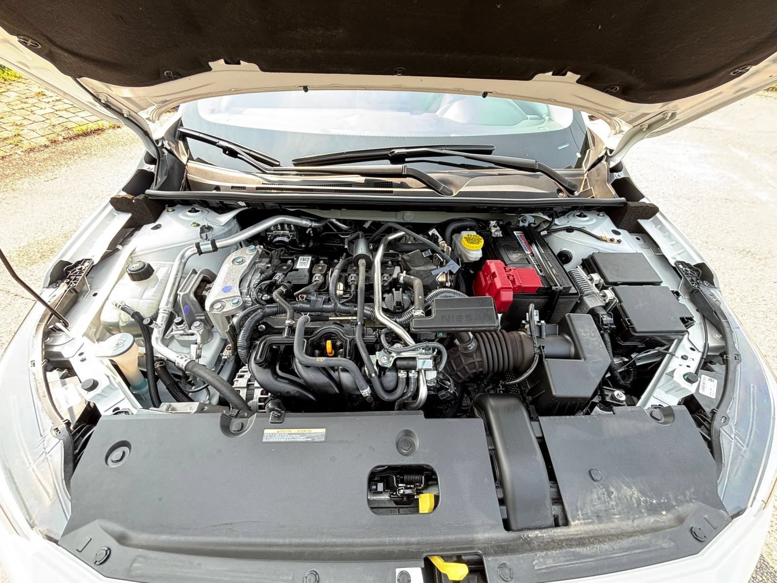 Used 2025 Nissan Sentra SV FWD image 29