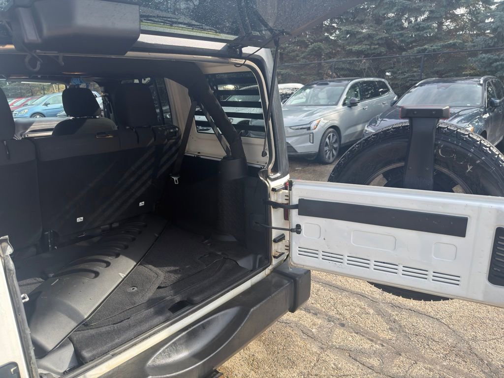 Used 2018 Jeep Wrangler Unlimited Sport S image 30