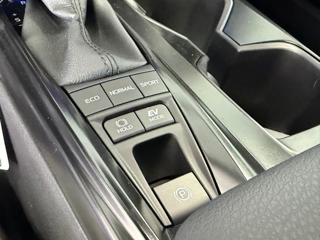 Certified 2026 Toyota Camry SE FWD image 29