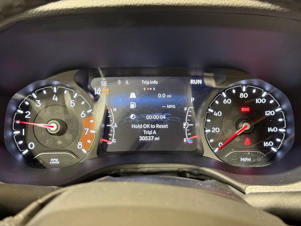 Used 2024 Jeep Compass Latitude image 25