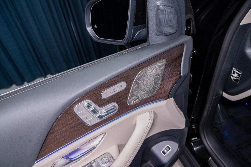Certified 2026 Mercedes-Benz GLS 450 4MATIC image 11