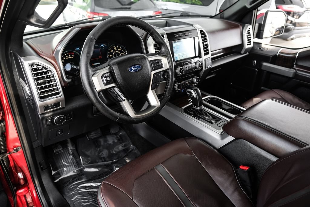 Used 2016 Ford F150 Platinum w/ Equipment Group 701A Luxury AWD/4WD image 2