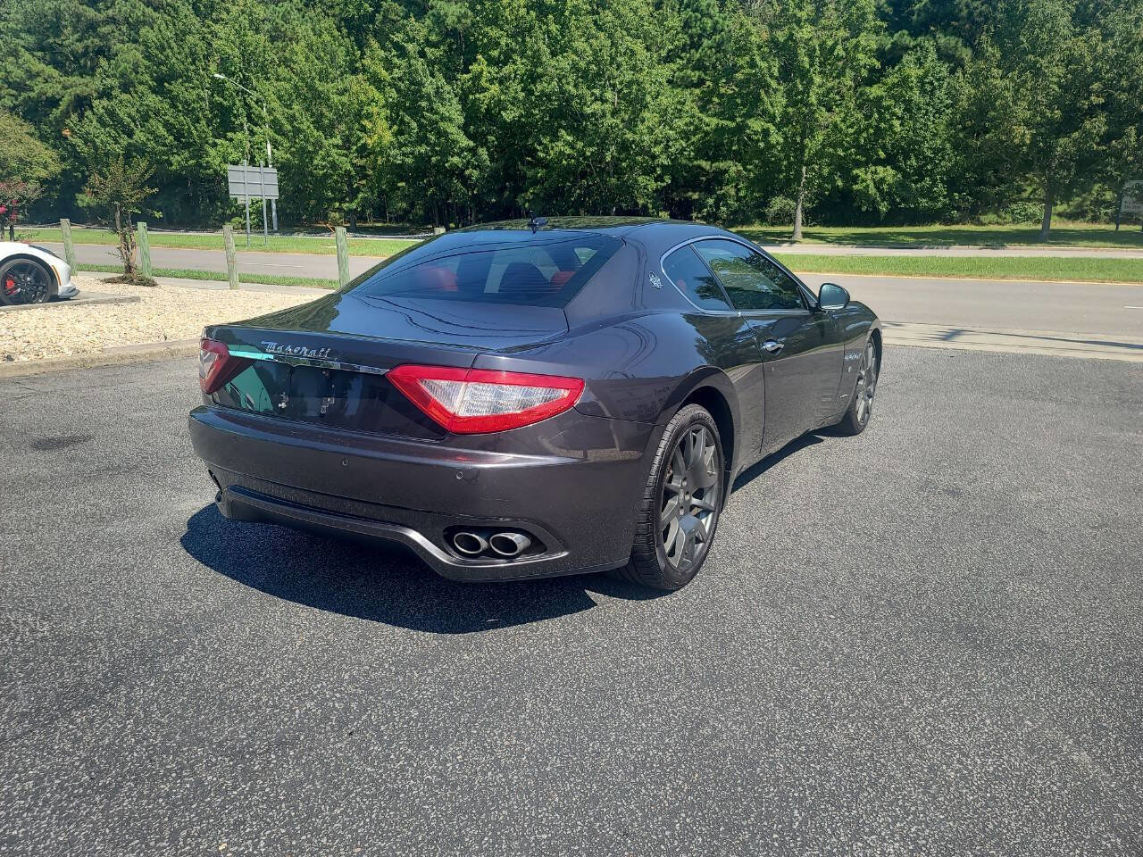 Used 2010 Maserati GranTurismo Coupe RWD image 7
