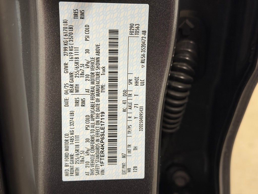 Used 2025 Ford Ranger Lariat w/ Trailer Tow Package image 46