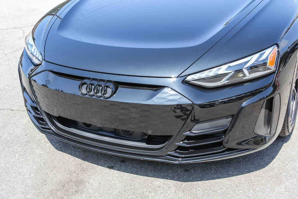 Used 2023 Audi RS e-tron GT w/ Carbon Performance Package AWD/4WD image 8