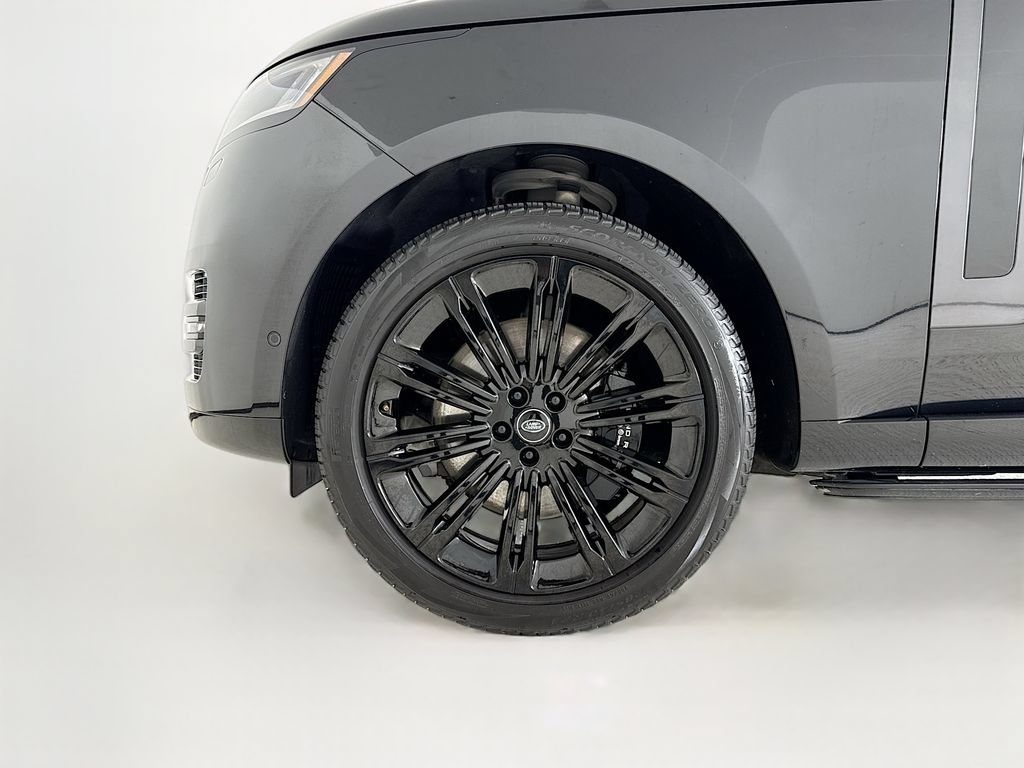 Used 2023 Land Rover Range Rover Long Wheelbase First Edition AWD/4WD image 29