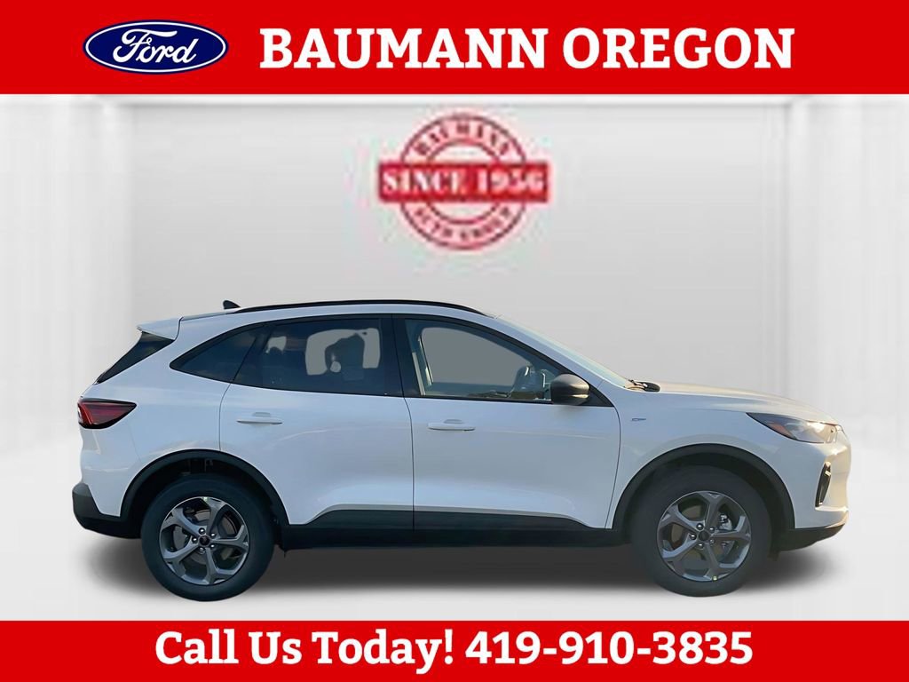 New 2026 Ford Escape ST-Line w/ Tech Pack #1 AWD/4WD image 4