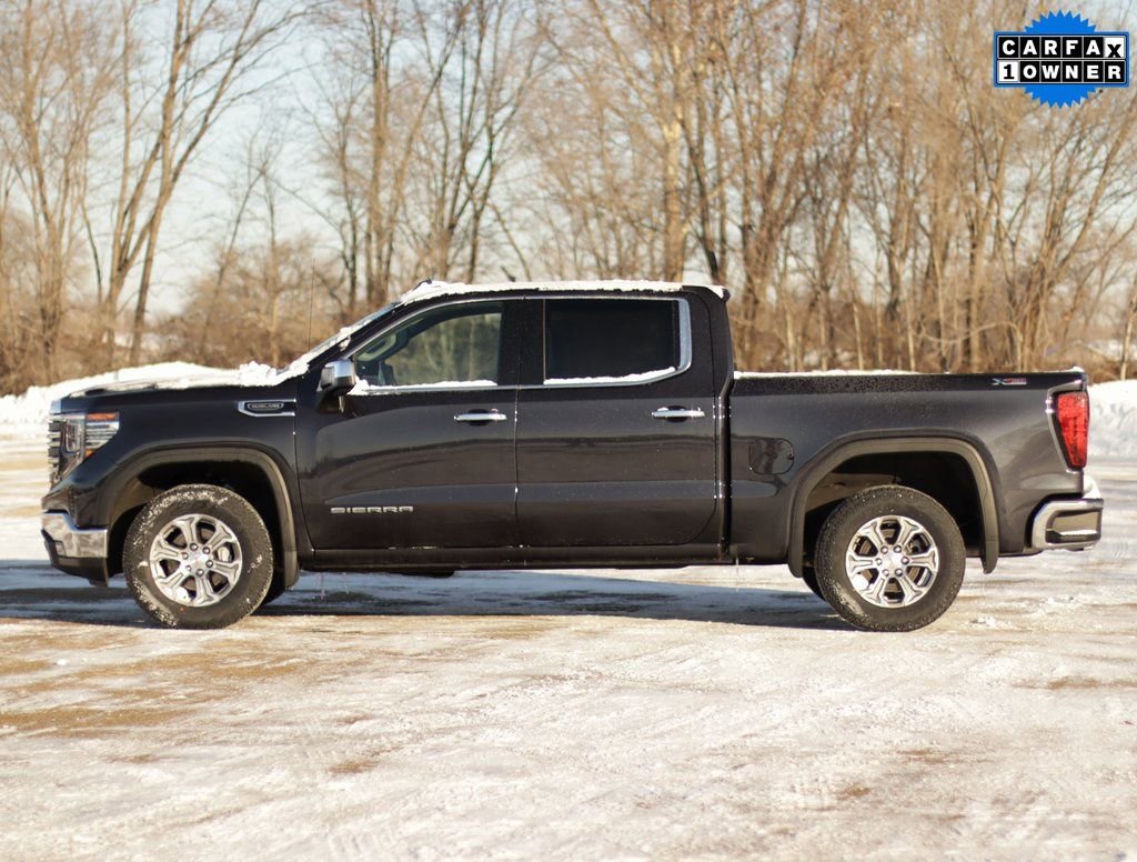 Used 2023 GMC Sierra 1500 SLT w/ SLT Convenience Package image 4