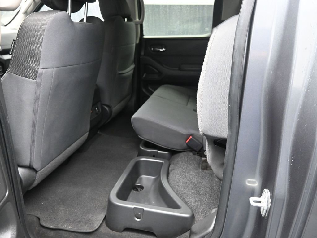 Used 2023 Nissan Frontier SV w/ Technology Package image 21