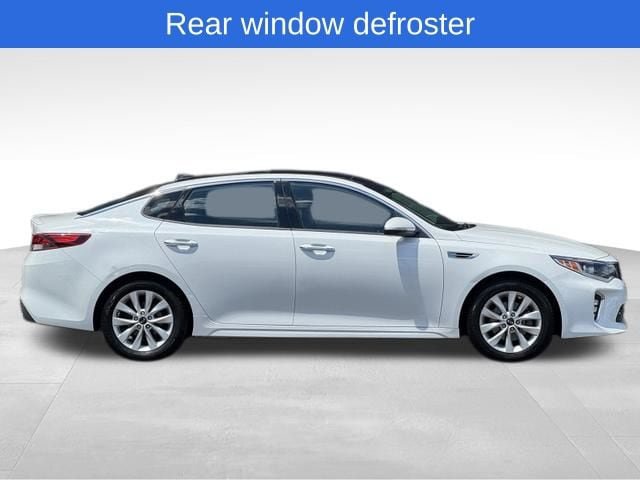 Used 2018 Kia Optima S w/ Panoramic Sunroof Package FWD image 9