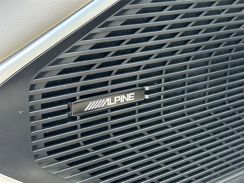 Used 2024 Jeep Wagoneer Series II w/ Flexible Seating Group image 20