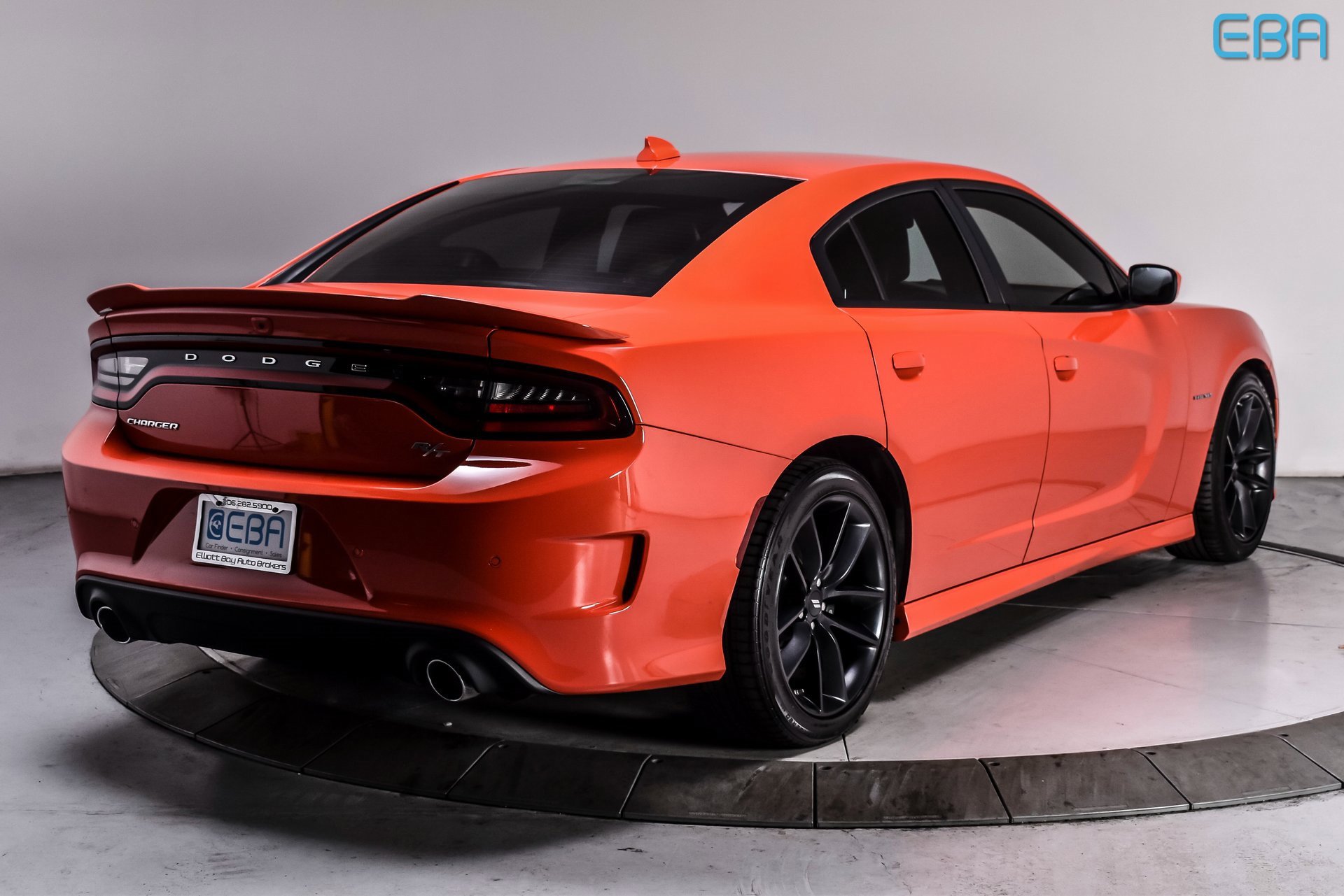 Used 2022 Dodge Charger R/T w/ Plus Group image 6