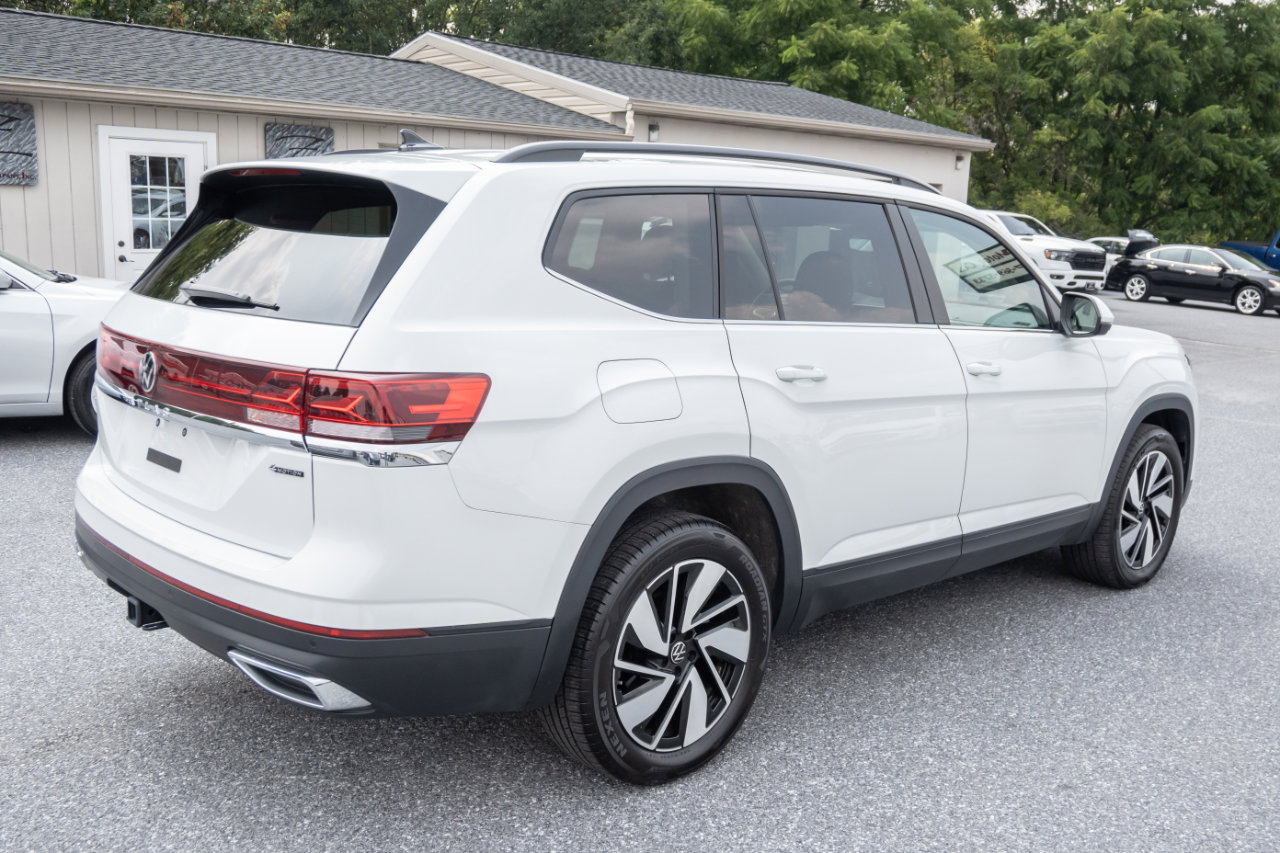Used 2024 Volkswagen Atlas SE image 10