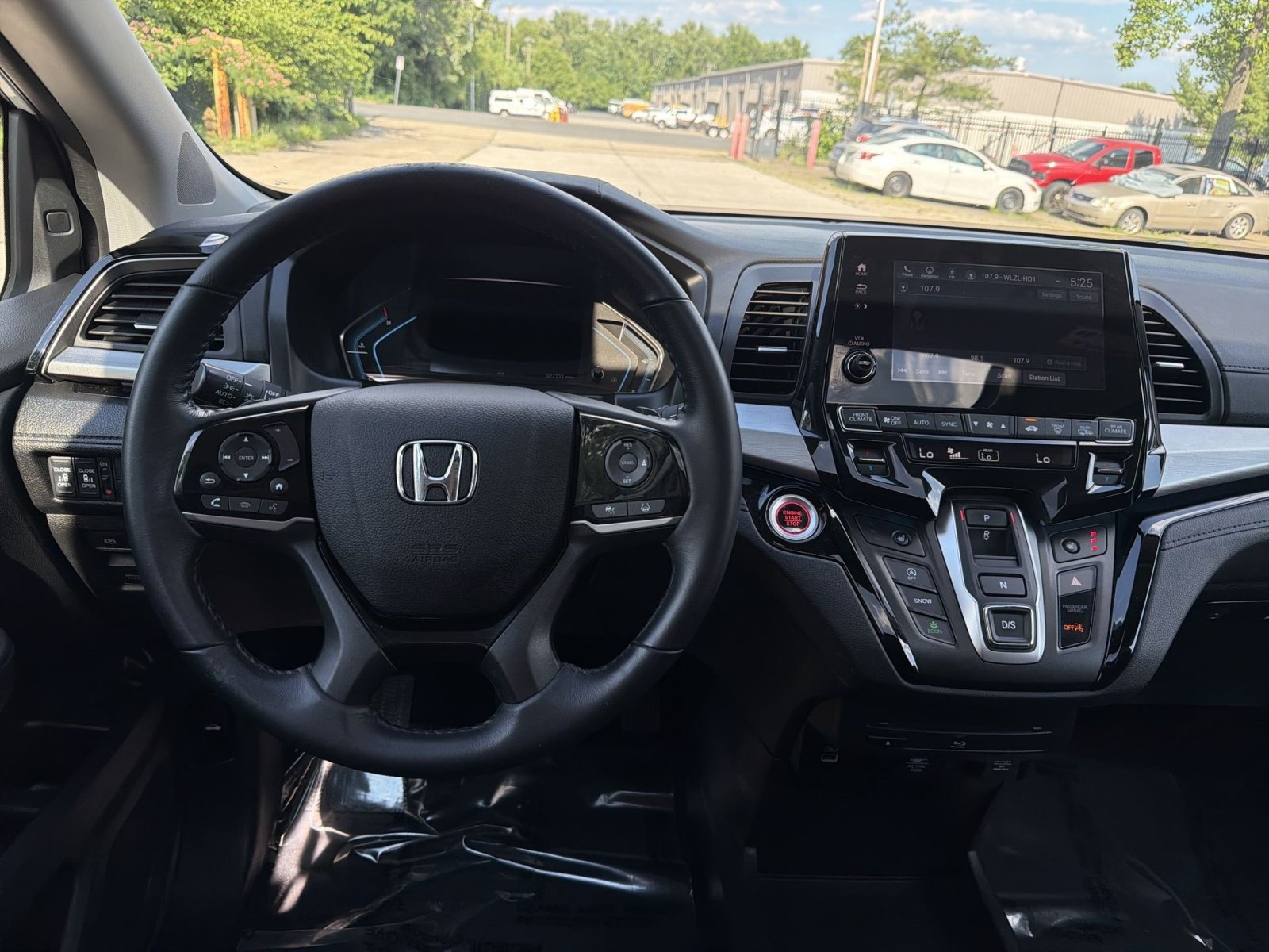 Used 2023 Honda Odyssey Touring image 24