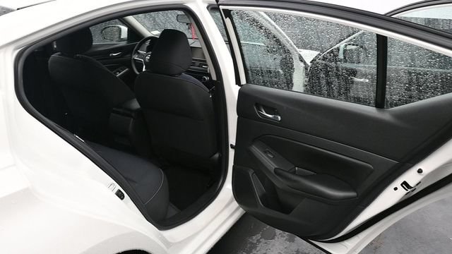 Used 2021 Nissan Altima 2.5 S FWD image 16