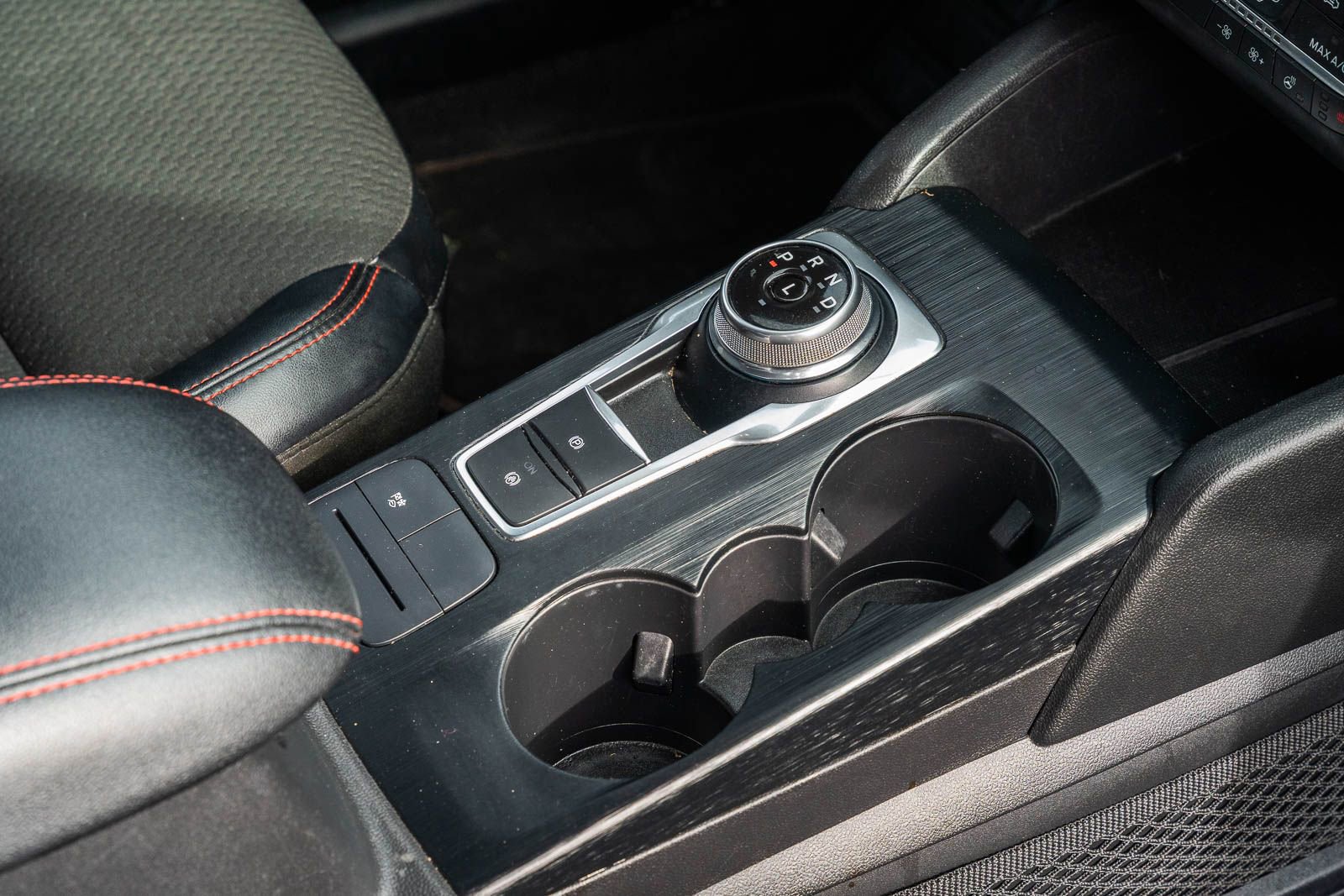 Used 2023 Ford Escape ST-Line Select image 16