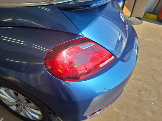 Used 2019 Volkswagen Beetle 2.0T S FWD image 18