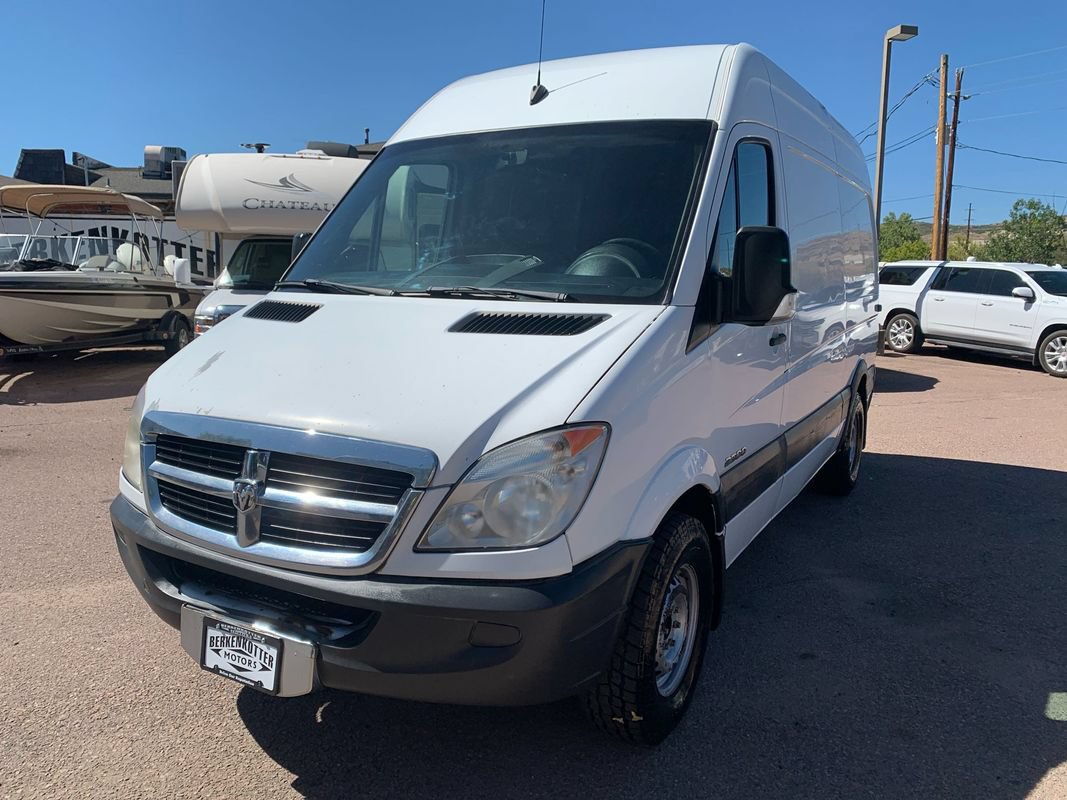 Used 2007 Dodge Sprinter 2500 RWD image 3