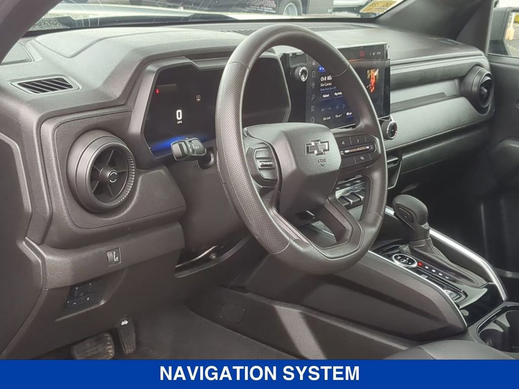 Used 2024 Chevrolet Colorado Trail Boss w/ Advanced Trailering Package AWD/4WD image 11
