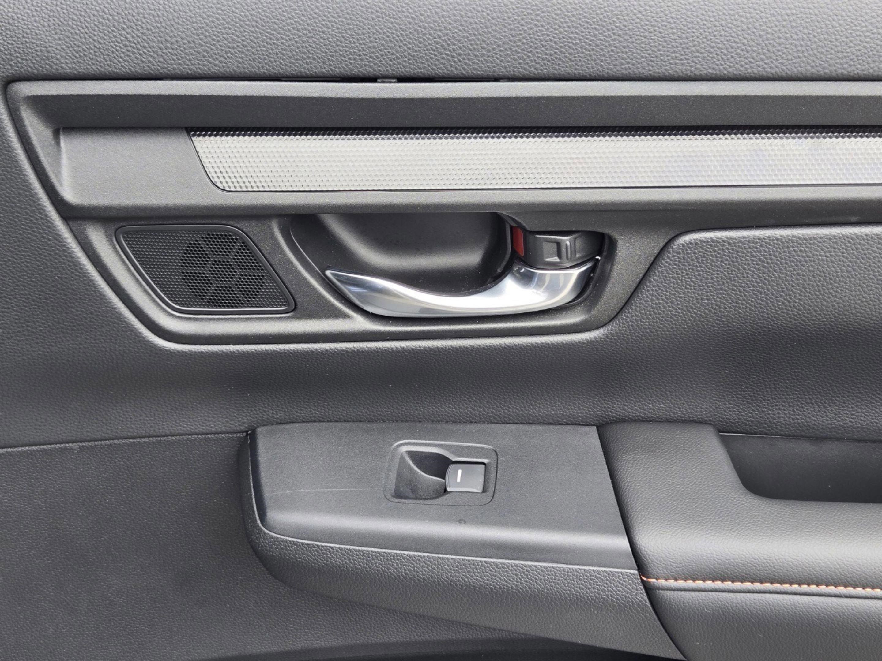 Used 2025 Honda CR-V Sport-L image 23