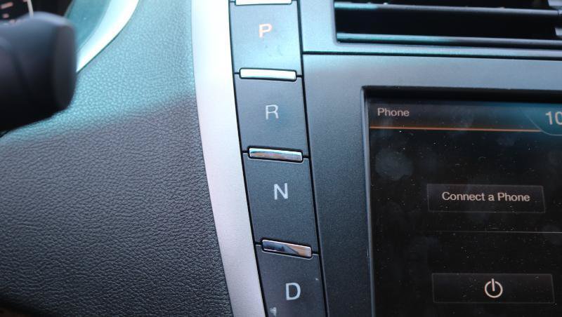 Used 2016 Lincoln MKZ w/ Equipment Group 300A Reserve FWD image 13