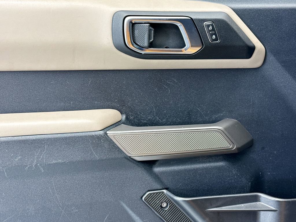 Used 2022 Ford Bronco Wildtrak image 22