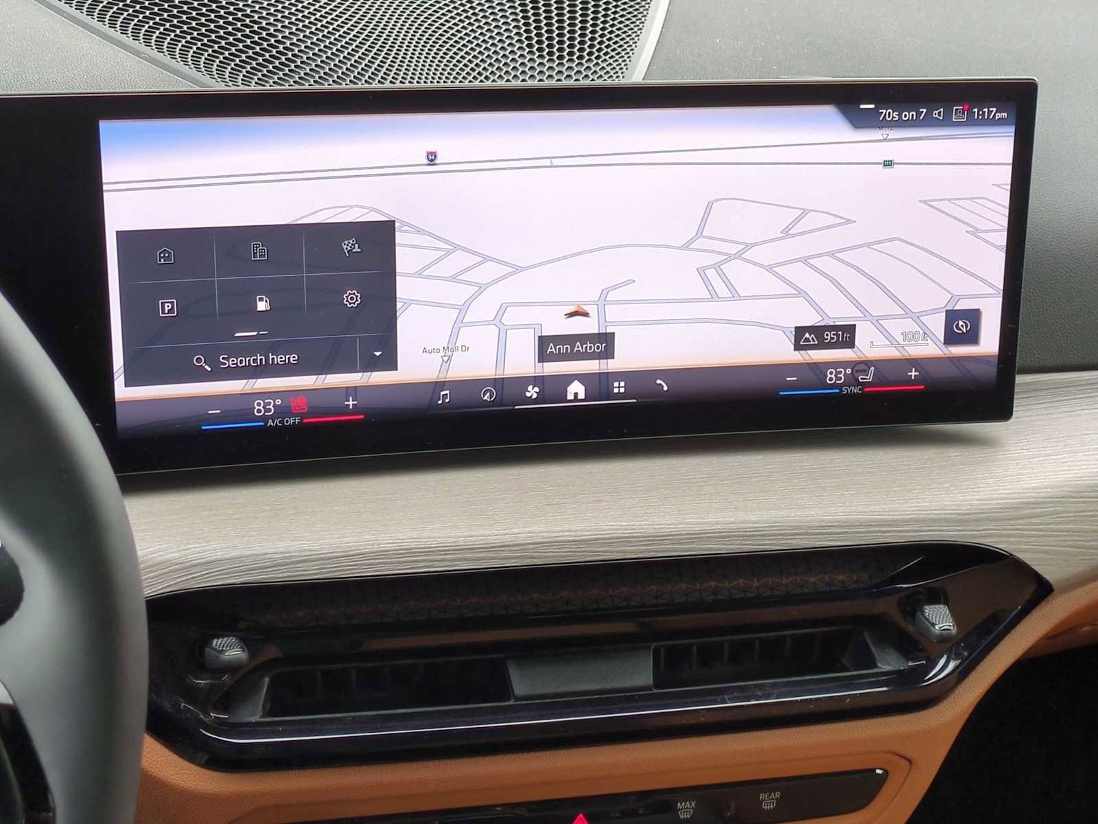 New 2025 BMW 330i xDrive Sedan w/ Premium Package image 30