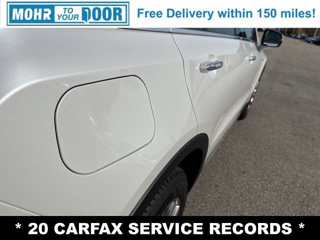 Used 2021 Cadillac XT4 Premium Luxury w/ Cold Weather Package image 9