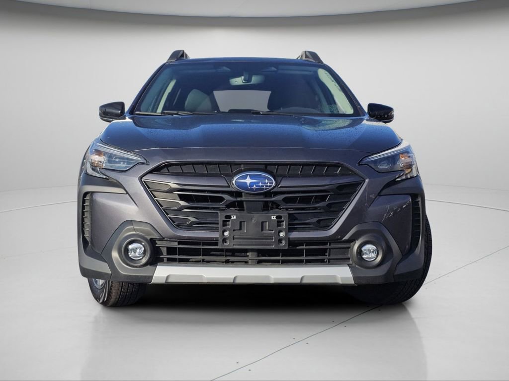 Used 2024 Subaru Outback Limited image 3