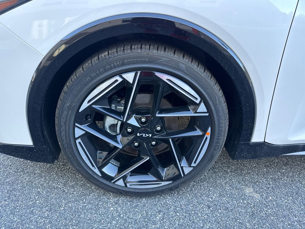 New 2025 Kia K4 GT-Line Turbo w/ GT-Line Premium Package FWD image 9