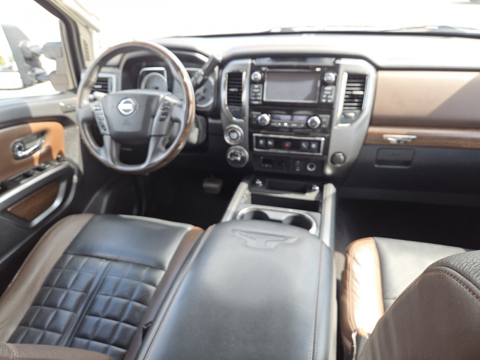 Used 2017 Nissan Titan Platinum Reserve AWD/4WD image 24