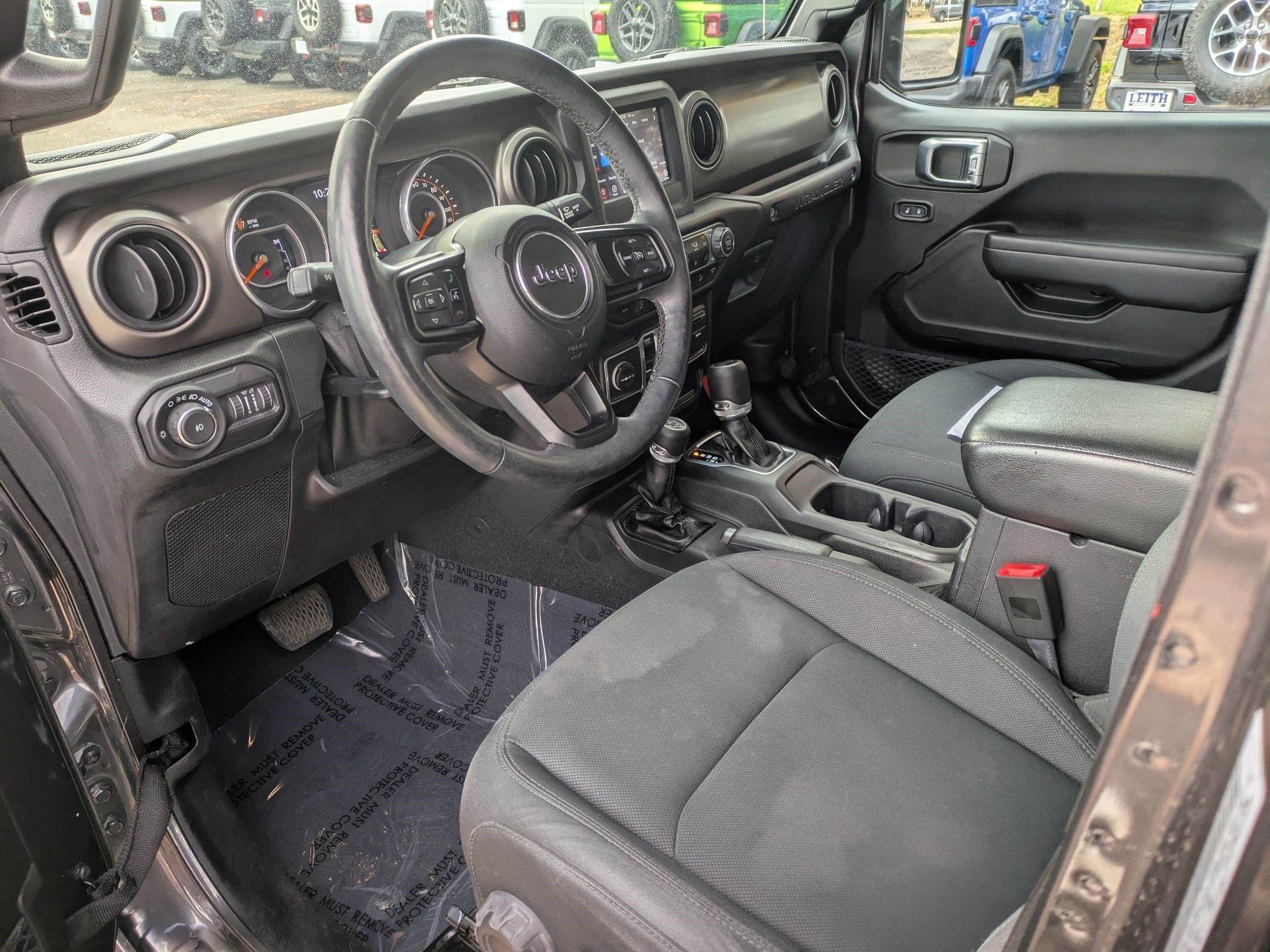 Used 2018 Jeep Wrangler Unlimited Sport S image 9