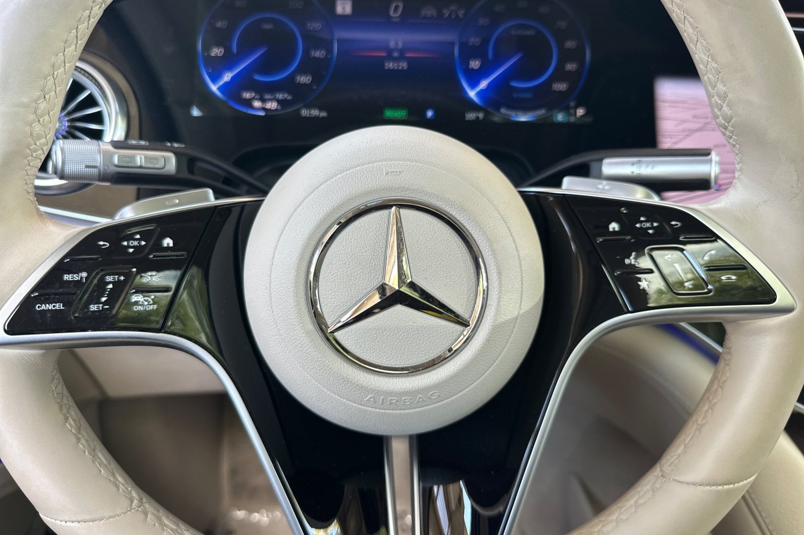 Certified 2023 Mercedes-Benz EQS 580 4MATIC SUV image 11