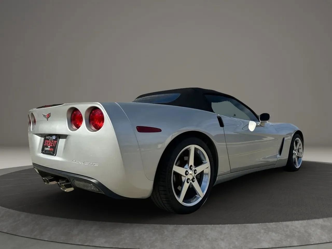 Used 2005 Chevrolet Corvette Convertible w/ Preferred Equipment Group image 5