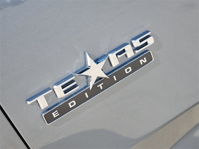 New 2026 Chevrolet Suburban LT w/ Comfort Package image 10