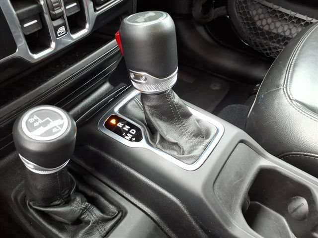 Used 2020 Jeep Wrangler Unlimited Sahara AWD/4WD image 24