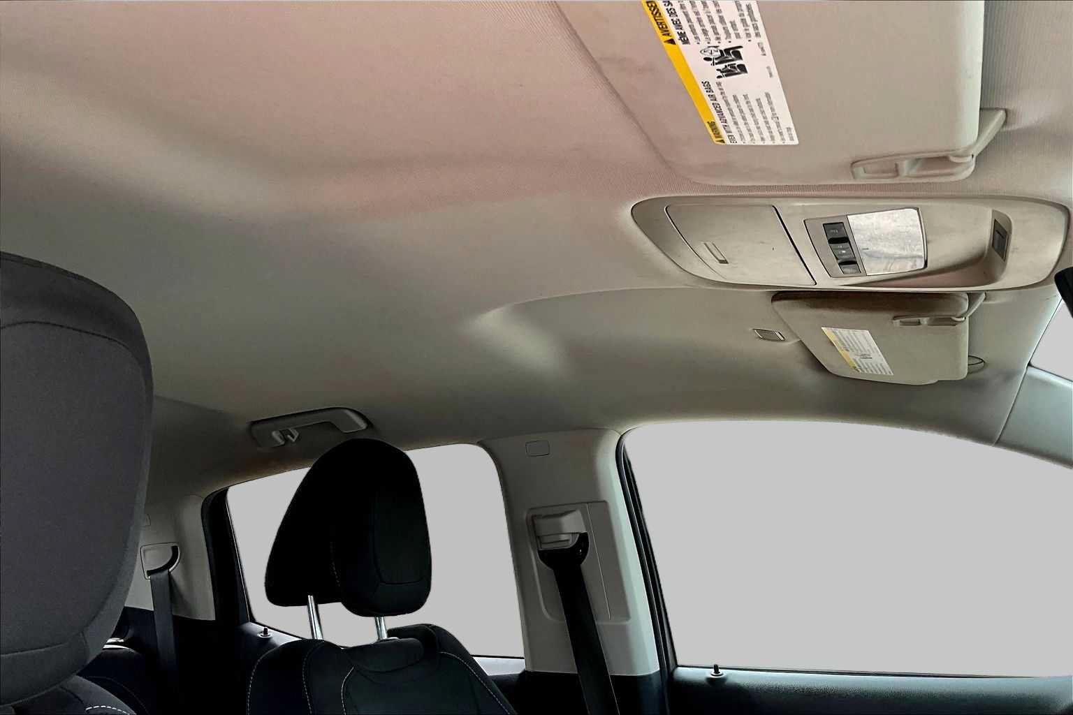 Used 2018 Chevrolet Colorado LT w/ LT Convenience Package RWD image 14