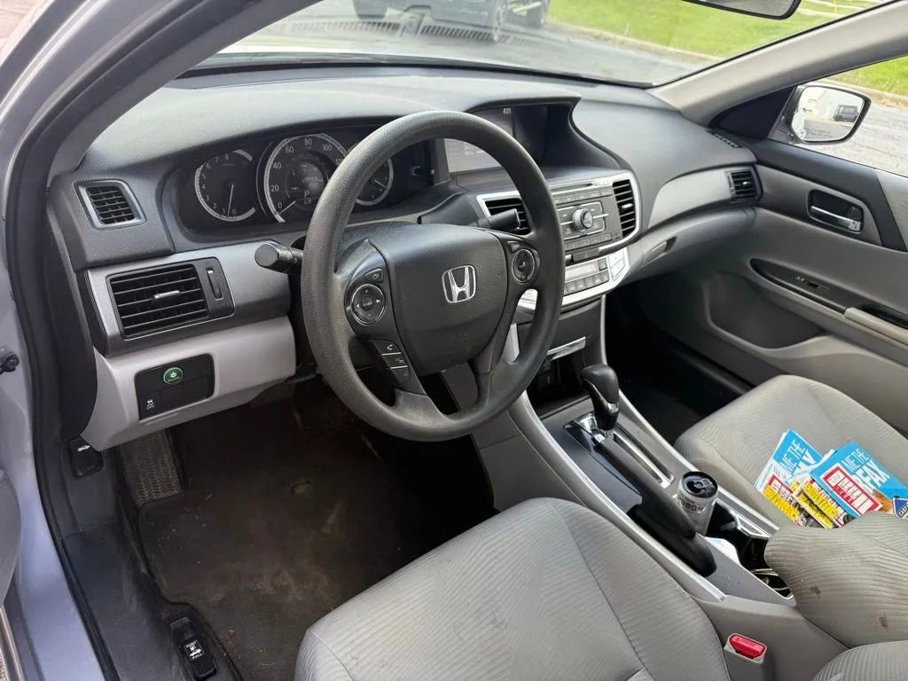 Used 2014 Honda Accord LX image 10