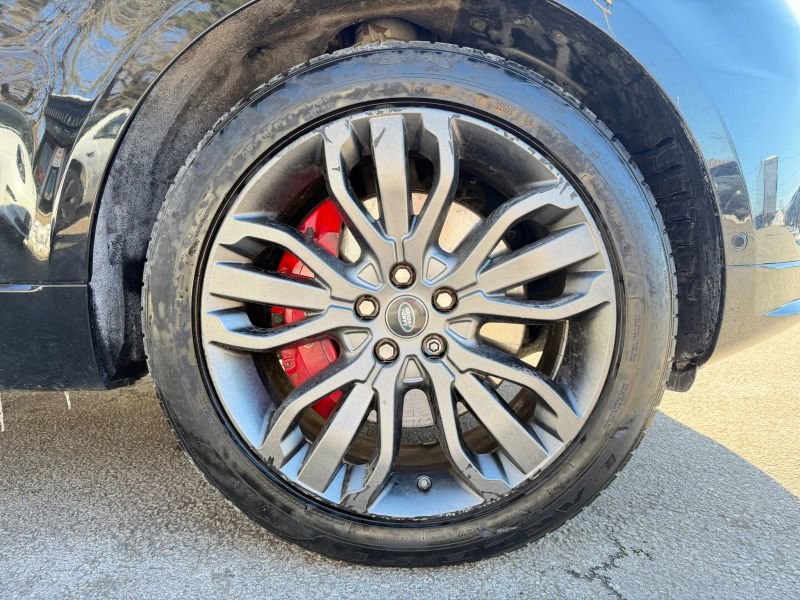 Used 2017 Land Rover Range Rover Sport HSE Dynamic image 32