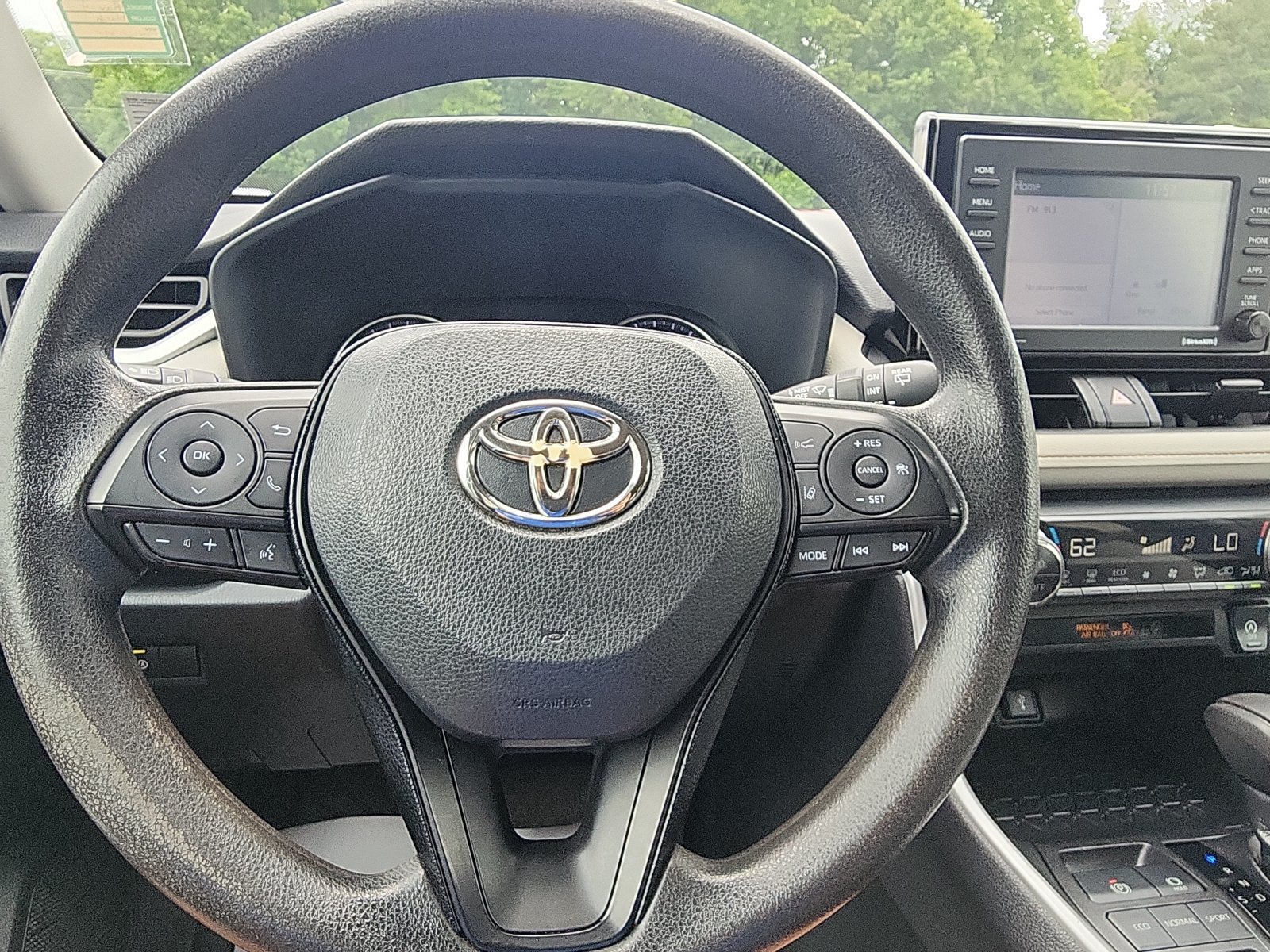 Used 2021 Toyota RAV4 XLE FWD image 15