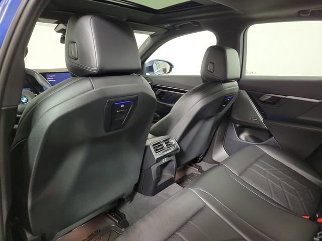 Used 2025 BMW 530i image 11