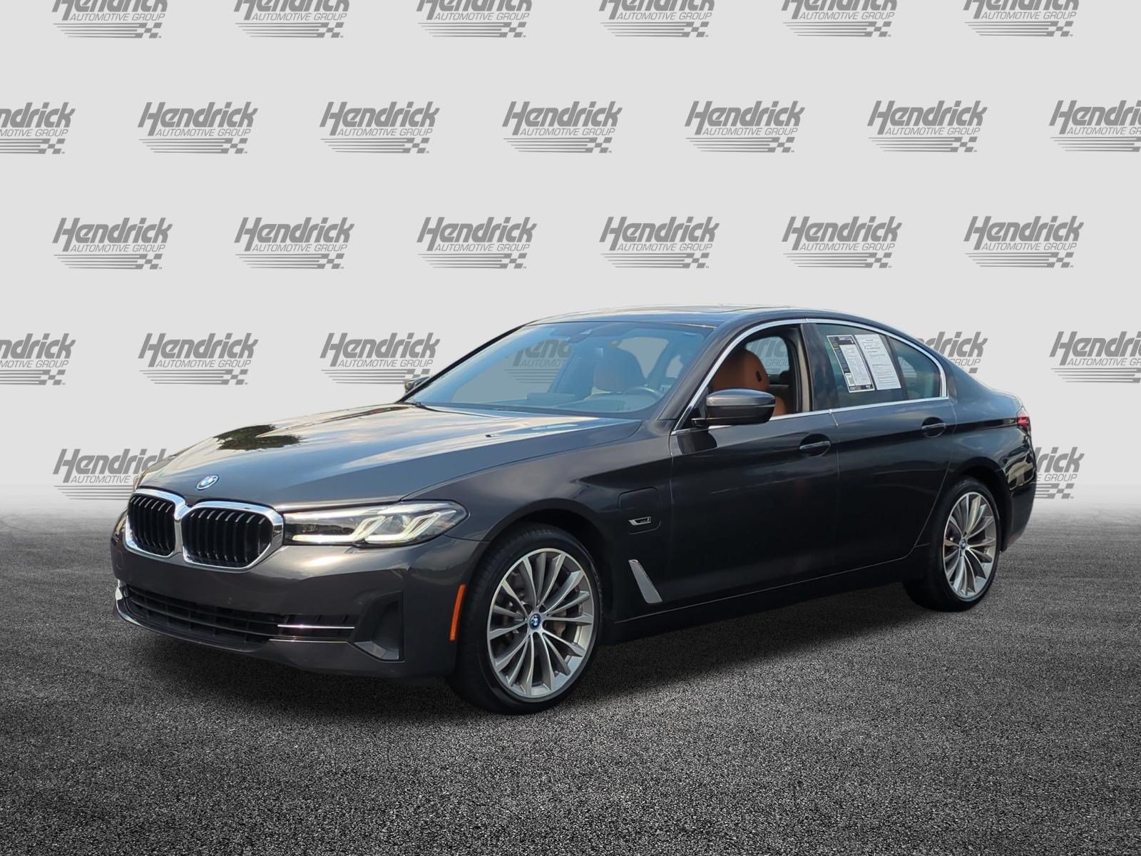 Certified 2023 BMW 530e xDrive w/ Executive Package AWD/4WD image 6