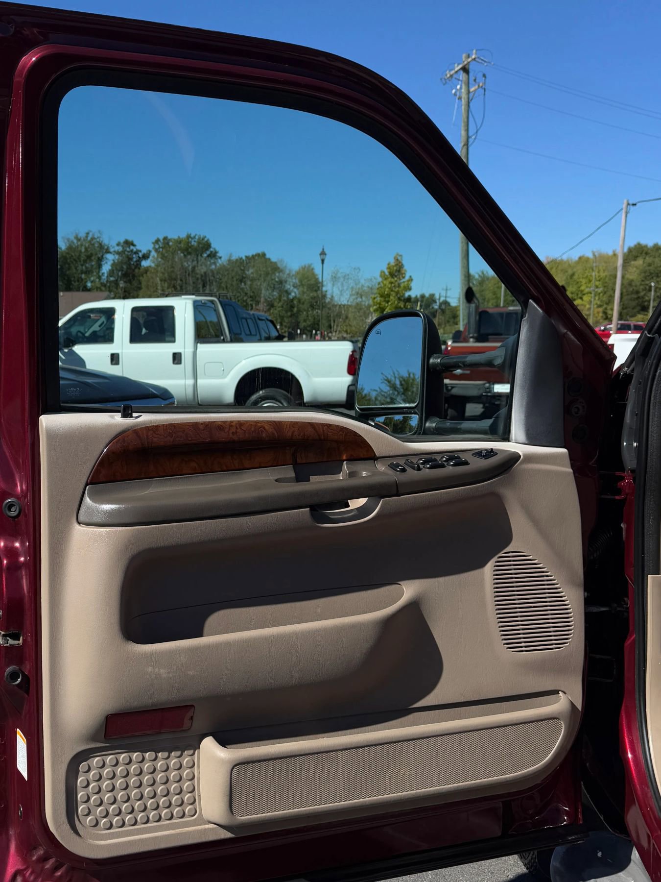 Used 2004 Ford F250 Lariat image 13