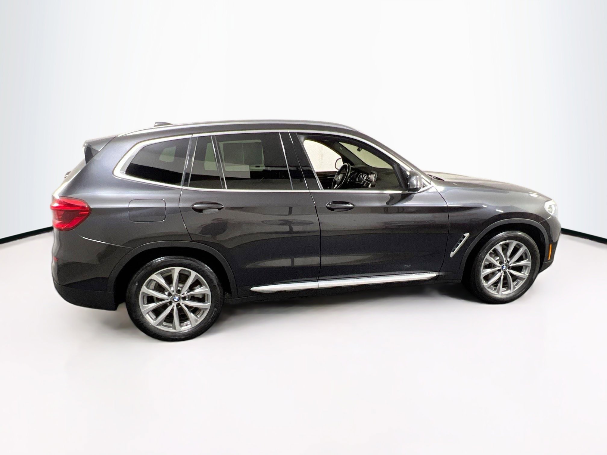 Used 2019 BMW X3 xDrive30i w/ Convenience Package AWD/4WD image 4