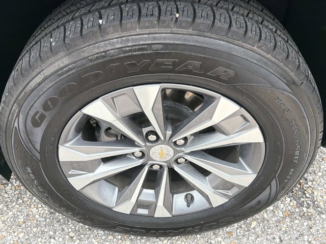 Used 2025 Chevrolet Equinox LT w/ Convenience Package II AWD/4WD image 32