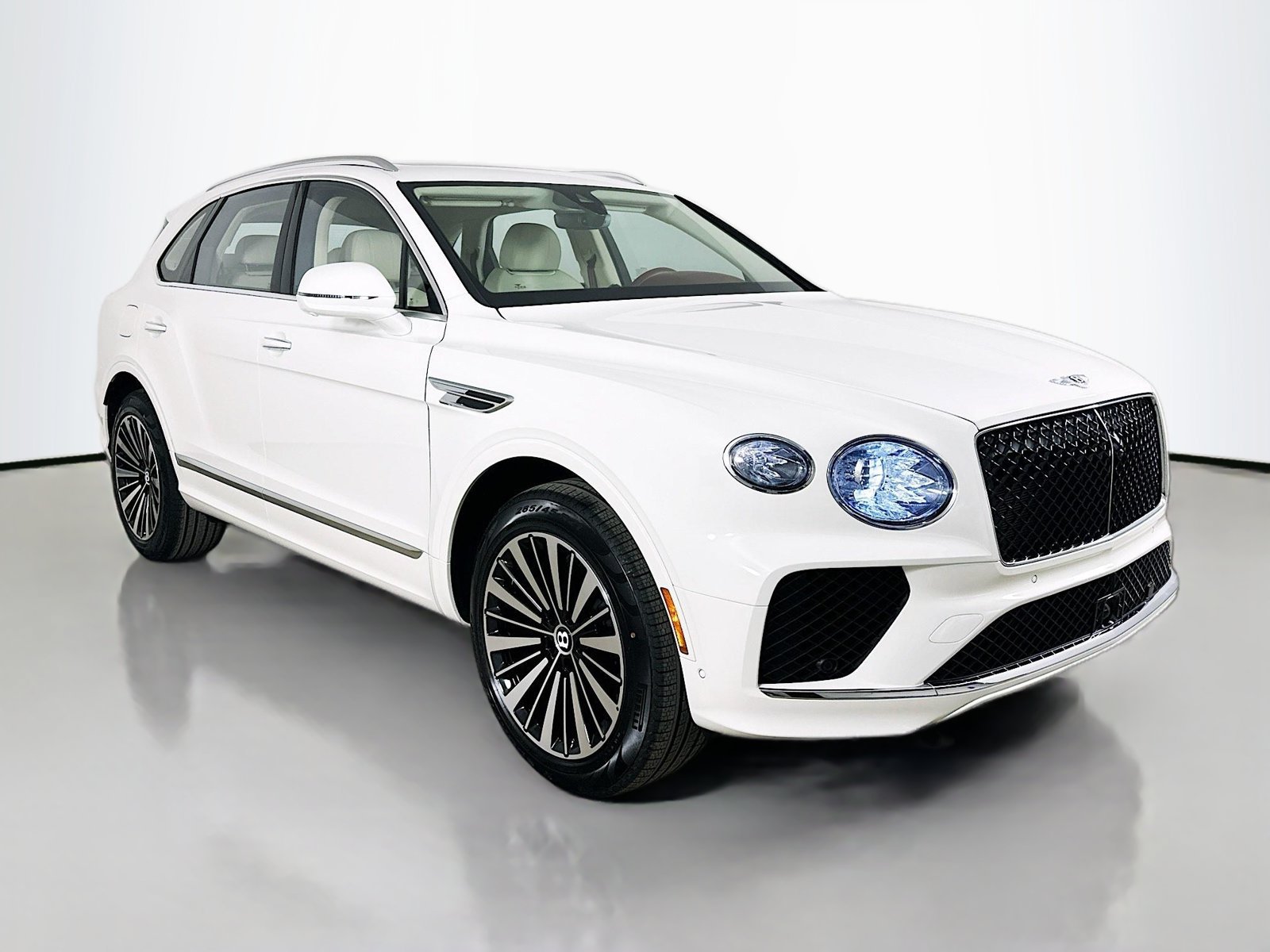 New 2026 Bentley Bentayga AWD/4WD image 1